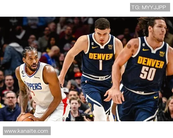 快船望西部奖盾，排练武器运弹制胜之道