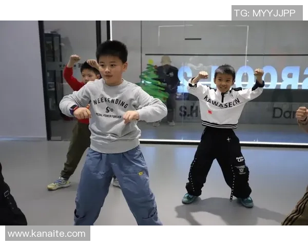 热议街舞：成都街舞队如何通过心理素质提升实现团队蜕变与突破